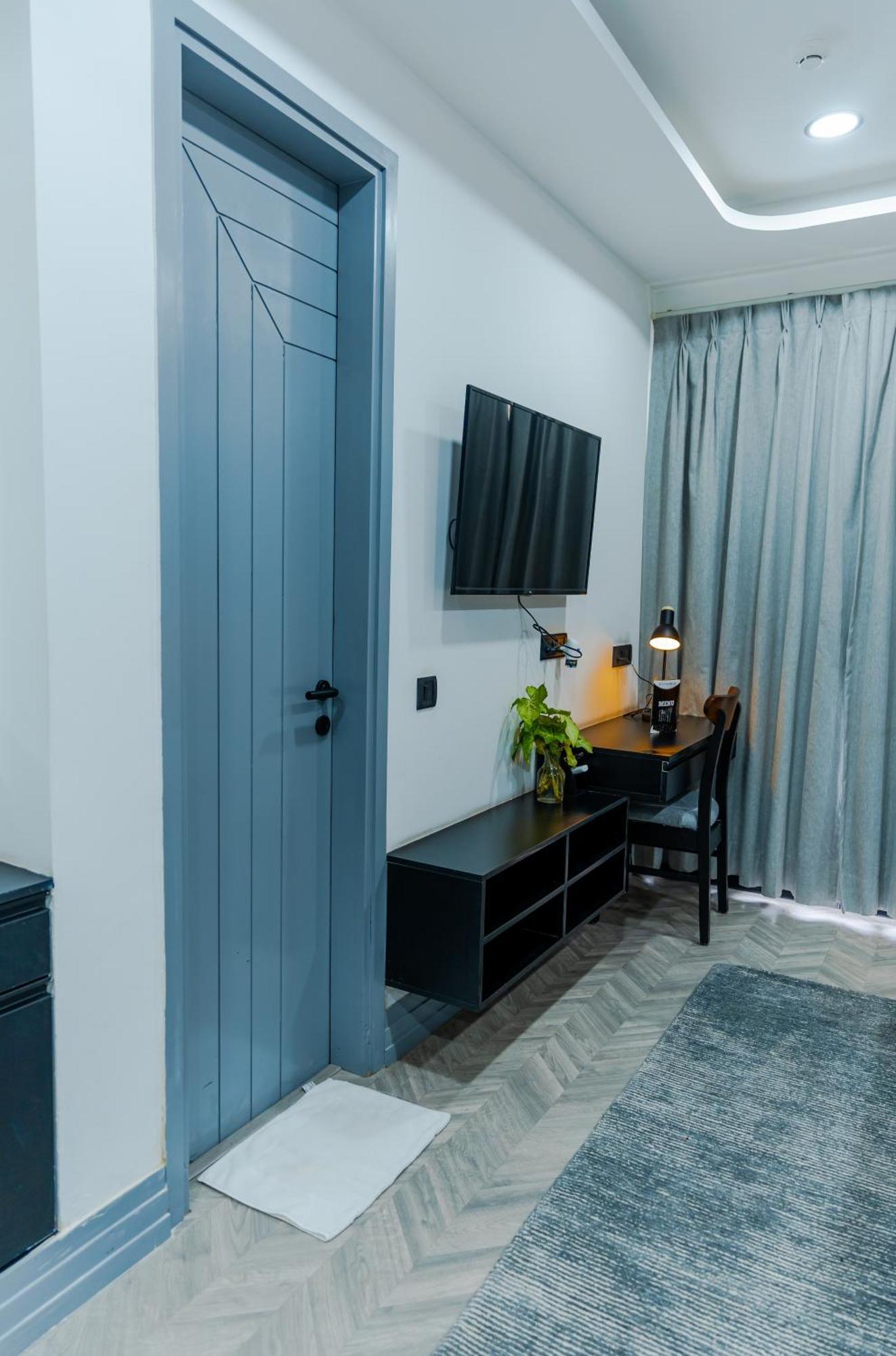 Bedchambers Luxury Apartment Near Golf Course Road Gurgaon Eksteriør billede