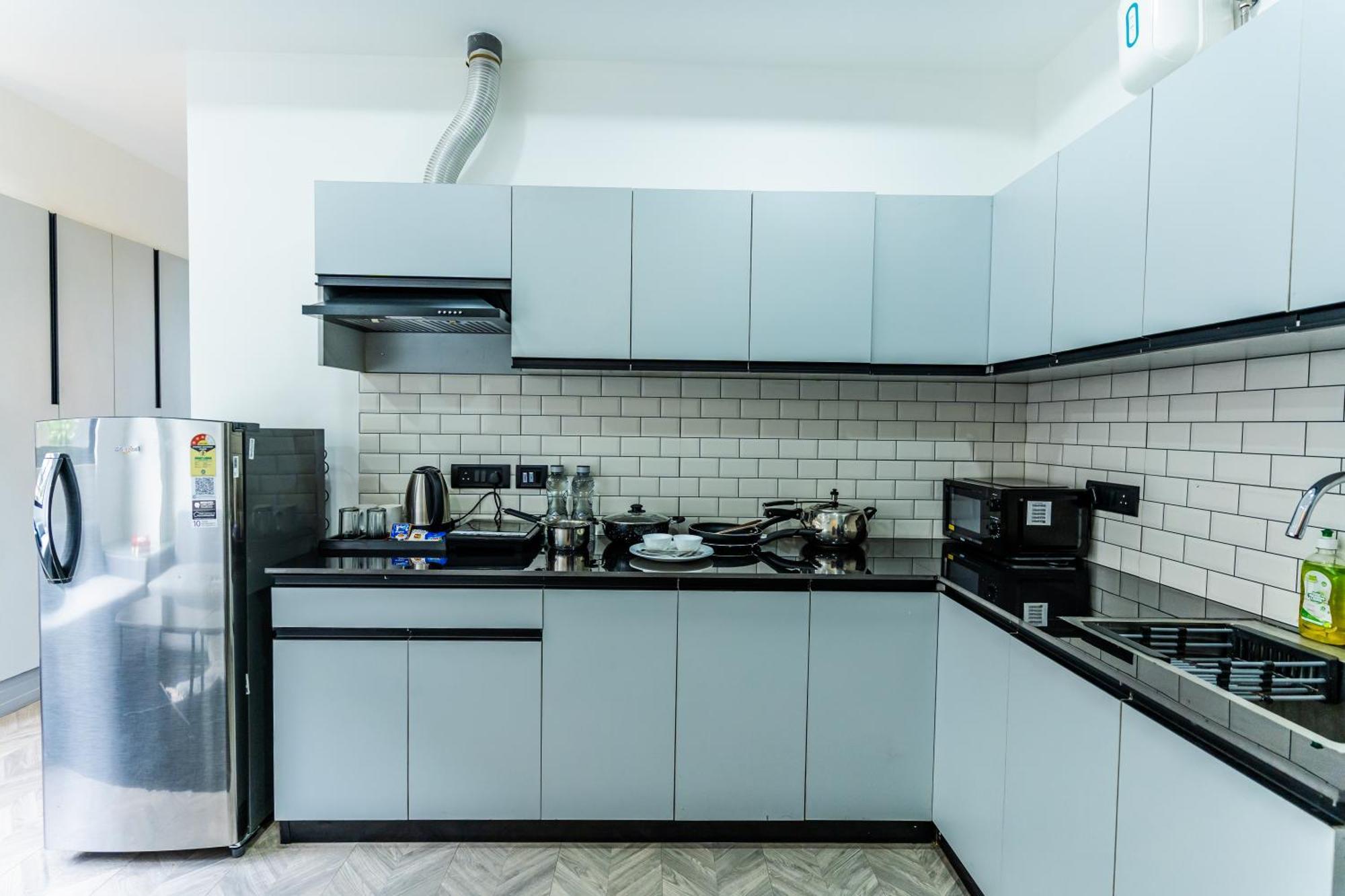 Bedchambers Luxury Apartment Near Golf Course Road Gurgaon Eksteriør billede