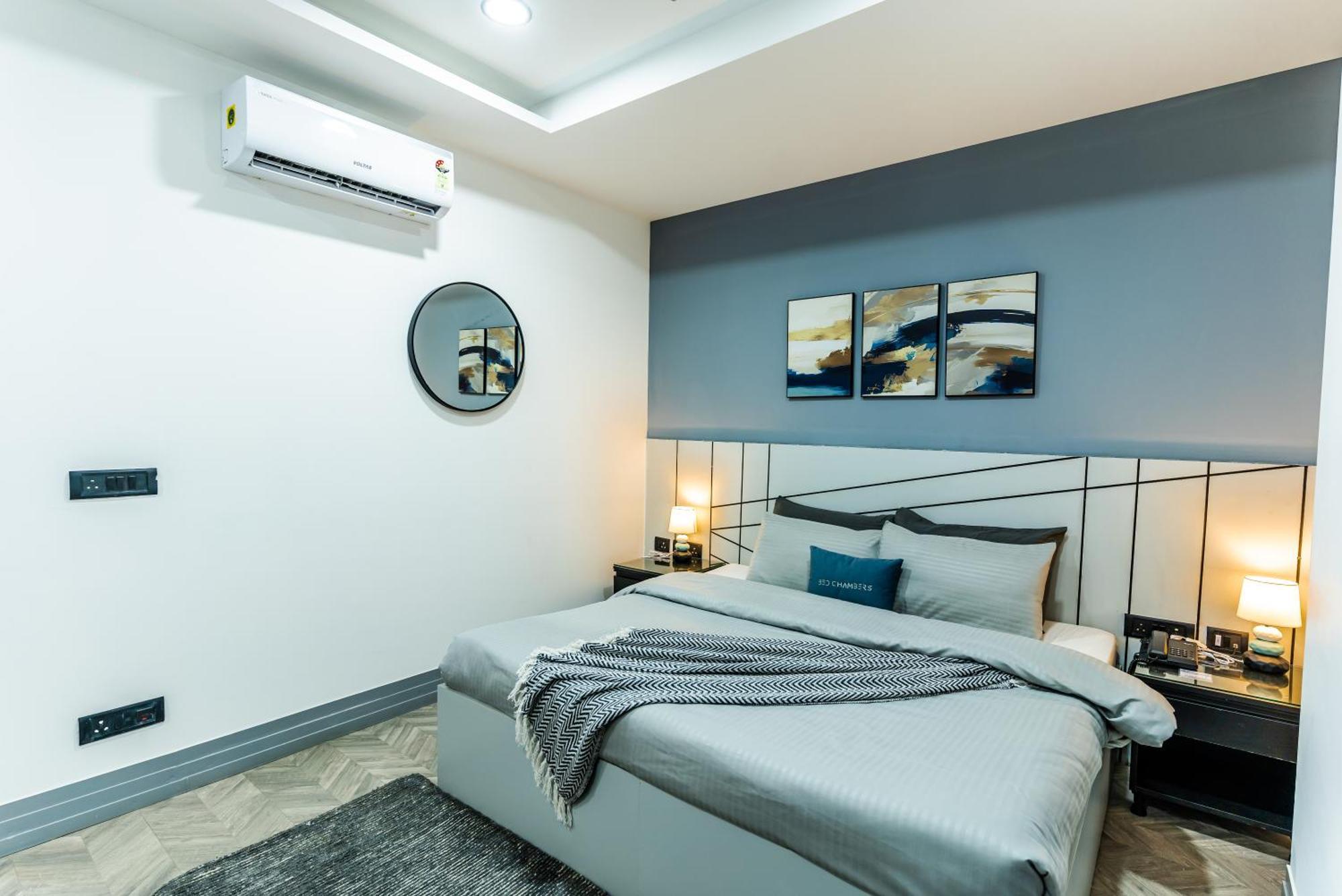 Bedchambers Luxury Apartment Near Golf Course Road Gurgaon Eksteriør billede