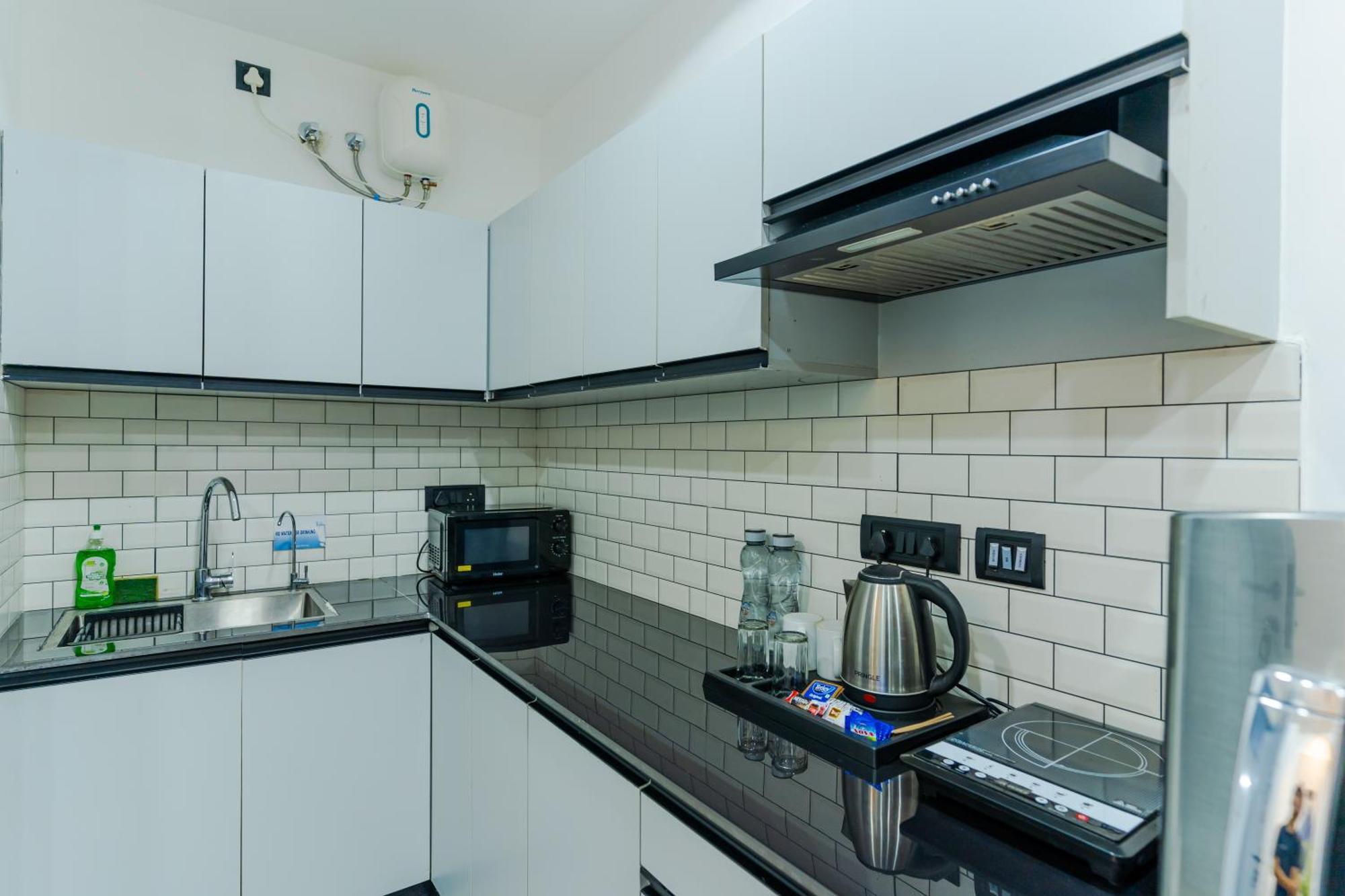Bedchambers Luxury Apartment Near Golf Course Road Gurgaon Eksteriør billede