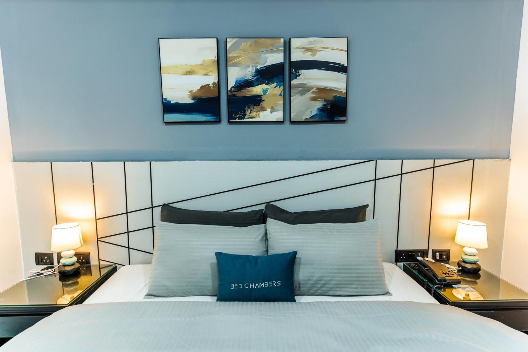 Bedchambers Luxury Apartment Near Golf Course Road Gurgaon Eksteriør billede